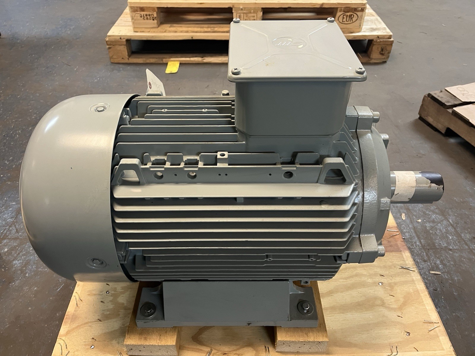MARELLIMOTORI,A4C-200LA2-B3,MOTOR 400V 30kW 2960RPM