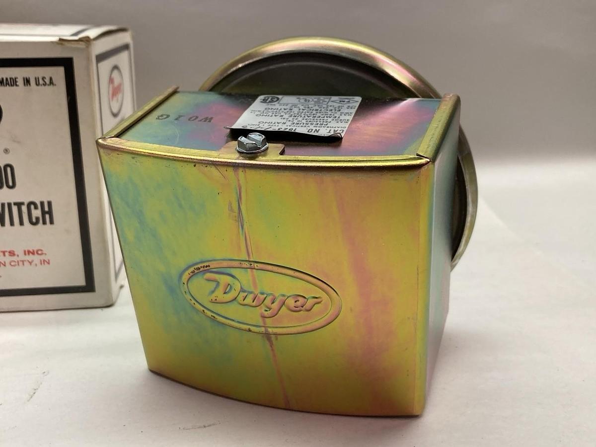 Dwyer,1823-1-1-S,Pressure Switch Series 1800 W01G
