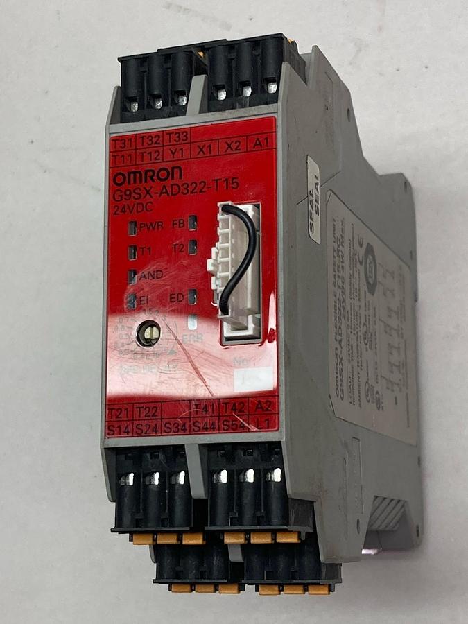 Used Omron,G9SX-AD322-T15-RC,Safety Relay 24VDC 4W Max 0.8A