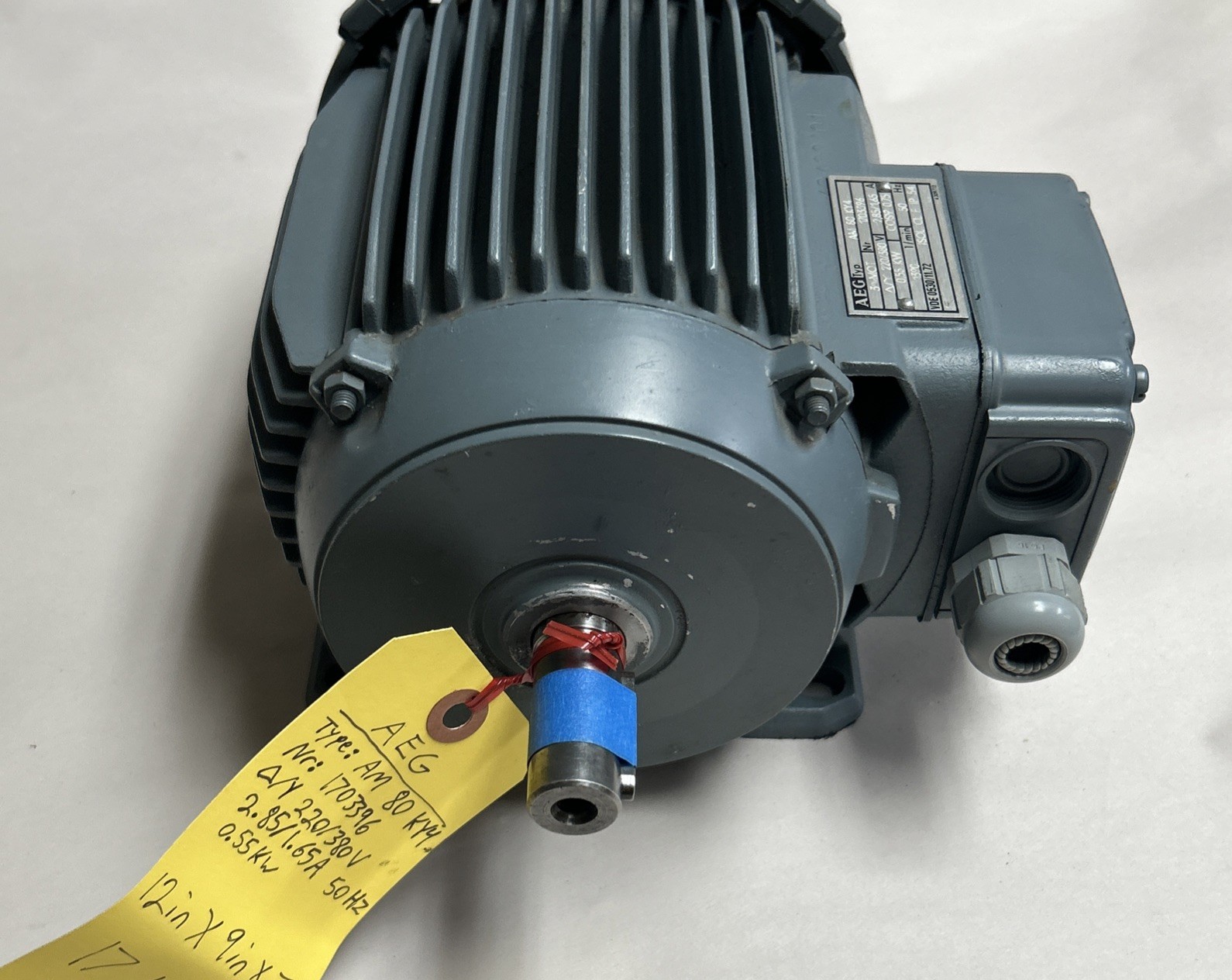 AEG,AM80KY4,MOTOR .55KW 220/380V 1390RPM 3PH NOS