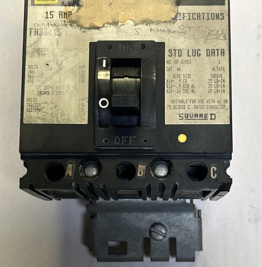 Used SQUARE D,FH36015,I-LINE CIRCUIT BREAKER 15A 600V 3P