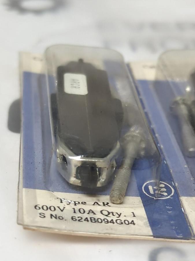WESTINGHOUSE,ARCR,TYPE AR CONTACT CARTRIDGE 600V 10A LOT OF 4 NEW