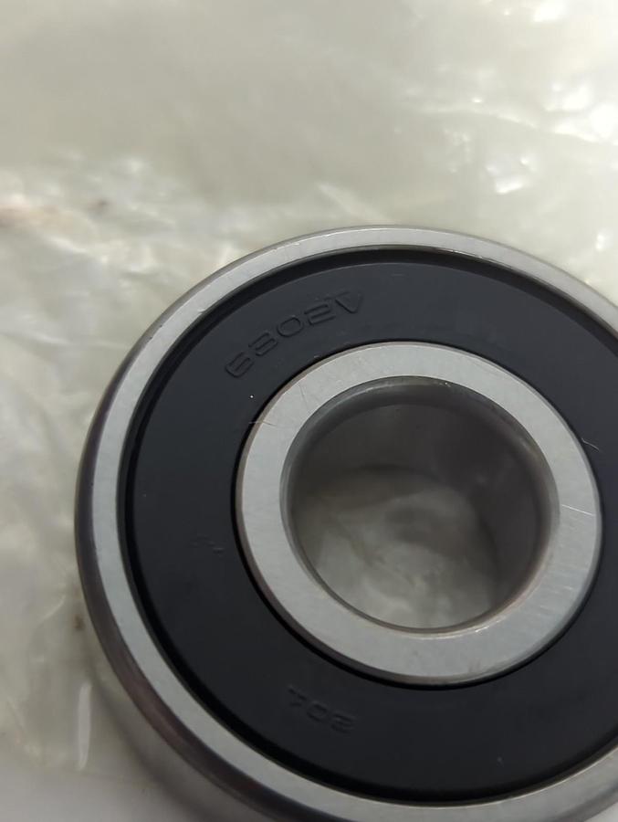 NSK,6302VVC3,DEEP GROOVE BALL BEARING 15X42X13MM NOS