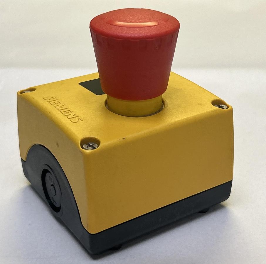 Used SIEMENS,3SB38,EMERGENCY STOP PUSHBUTTON