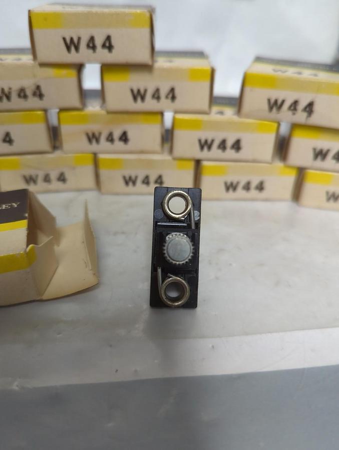 ALLEN BRADLEY,W44,THERMAL OVERLOAD HEATER ELEMENT LOT OF 17 NOS
