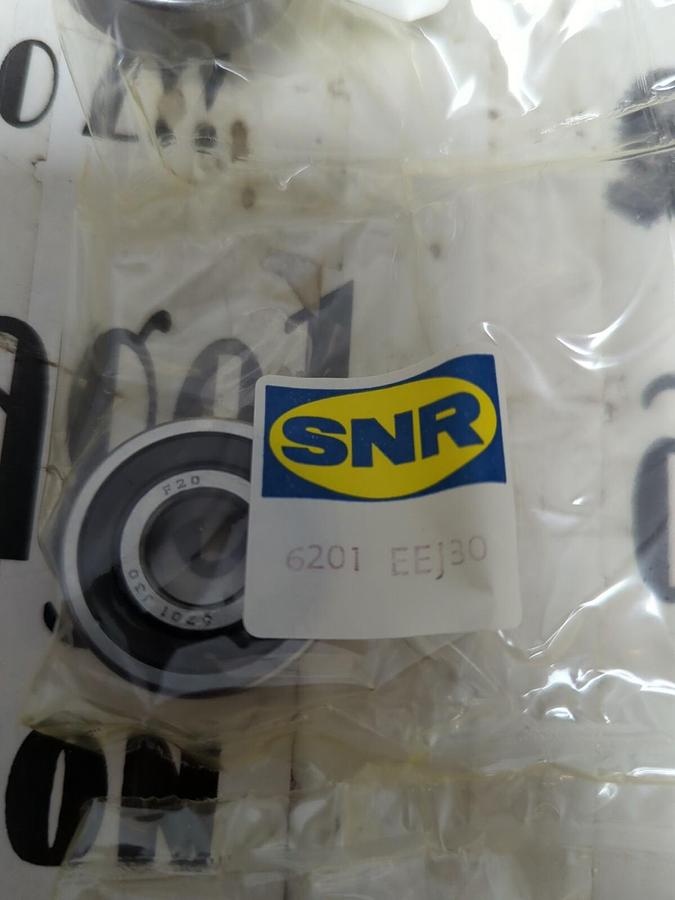 SNR,6201.EEJ30,SINGLE ROW SEALED BALL BEARING 12MM BORE BOX OF 5 PCS NOS