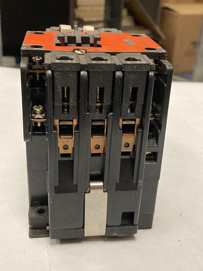 Used Asea,EH 40C-22,3-Pole Contactor Coil Nema Size 2