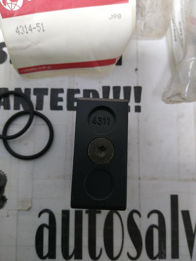 Used Norgren,4314-51,Quick Clamp Connector Kit Lot of 2 NOS