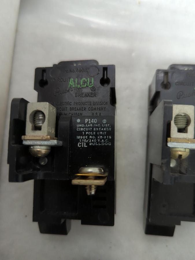 Used PUSH-O-MATIC,P140,CIRCUIT BREAKER 40 AMP 1-POLE LOT OF 11 PRE-OWNED