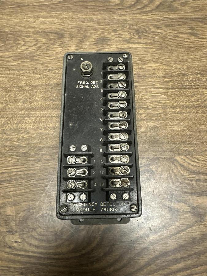 Used Airpax,79U8D2,Frequency Detector Module