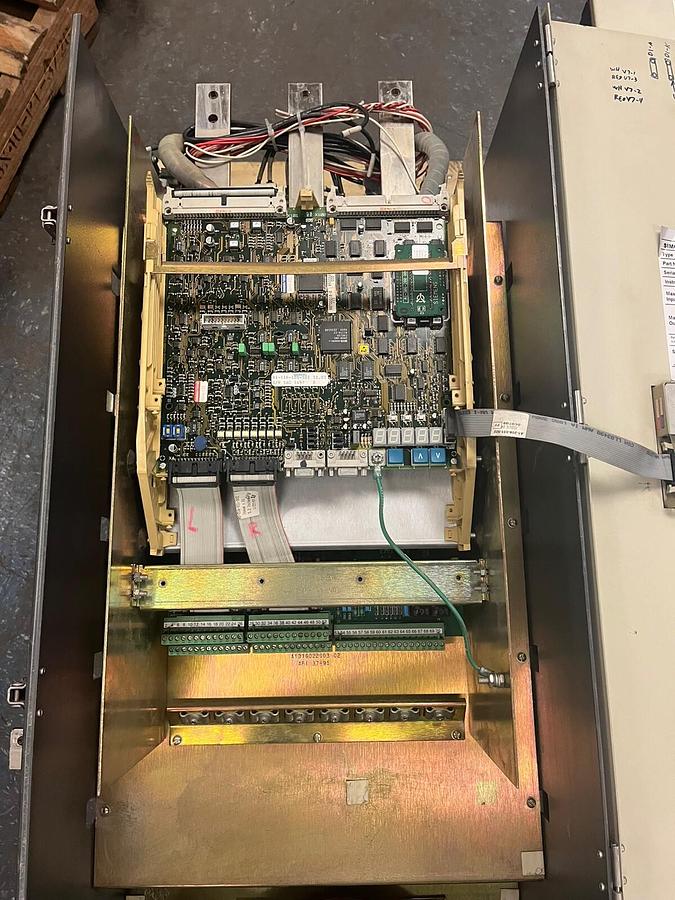 Used SIEMENS,6RA2487-2FV62-Z,SIMOREG MICROPROCESSOR DC DRIVE 850A