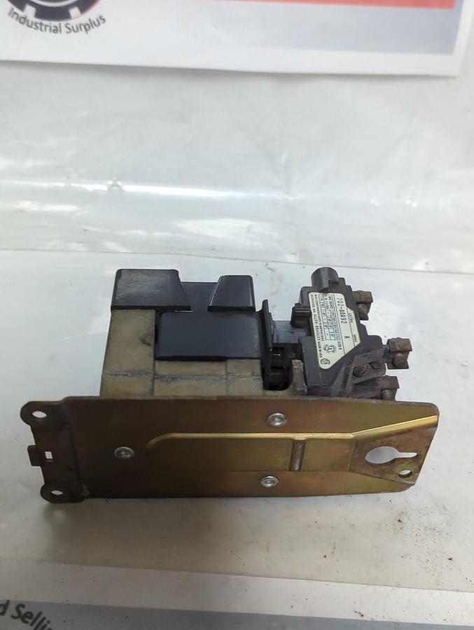 Used ALLEN BRADLEY,702-A0A92,SERIES K SIZE 0 CONTACTOR PRE-OWNED