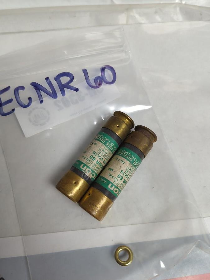 Used ECON,ECNR60,DUAL ELEMENT 60 AMP FUSE LOT OF 2 PRE-OWNED