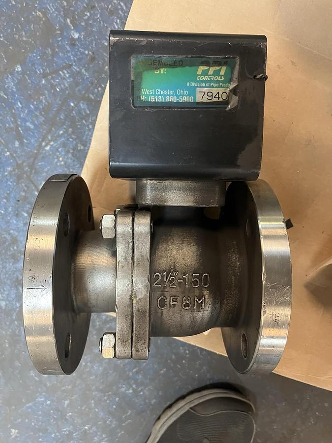 Used FLOW-TEK,2-1/2",F15 BALL VALVE 150PSI CF8M