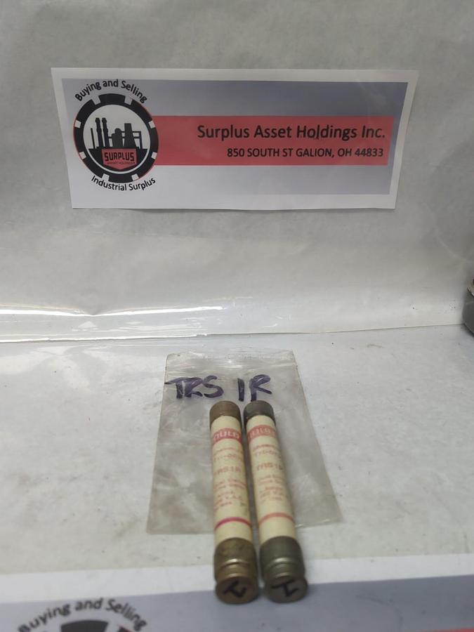 Used GOULD SHAWMUT,TRS-1R,TRI-ONIC 1 AMP FUSE LOT OF 2 PRE-OWNED