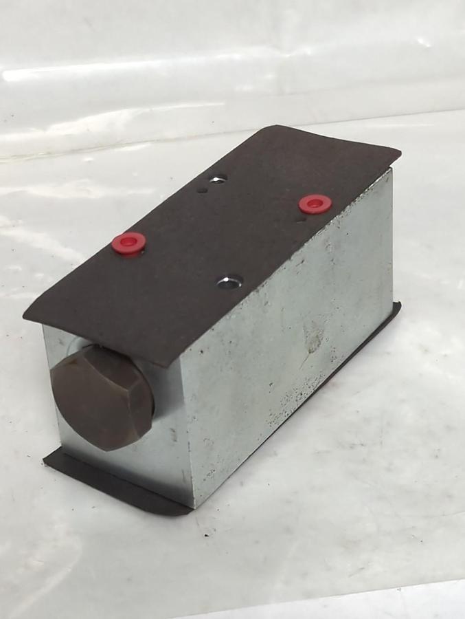 BOSCH,FB1-PDHM-101N-20,HYDRAULIC VALVE 3000PSI NOS