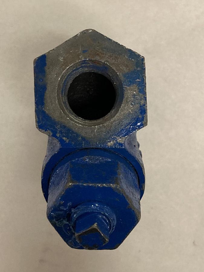 Titan,YS12-A126-GR.B,Cast Iron Threaded Female Strainer Valve 1/2 INCH