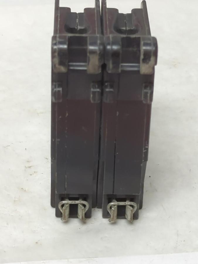 Used CUTLER-HAMMER,CH230,CIRCUIT BREAKER 30 AMP 2-POLE LOT OF 2 PRE-OWNED