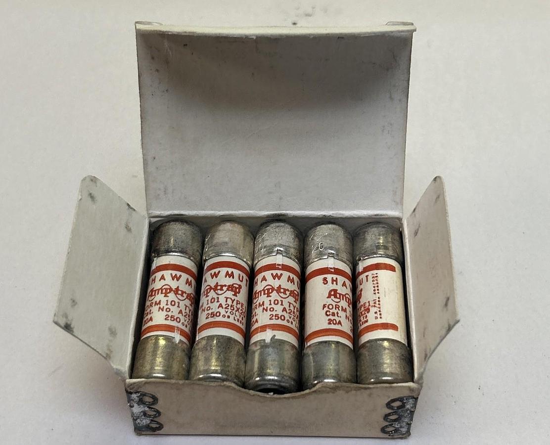 SHAWMUT,A25X20,FUSE 20A 250V LOT OF 10 NOS