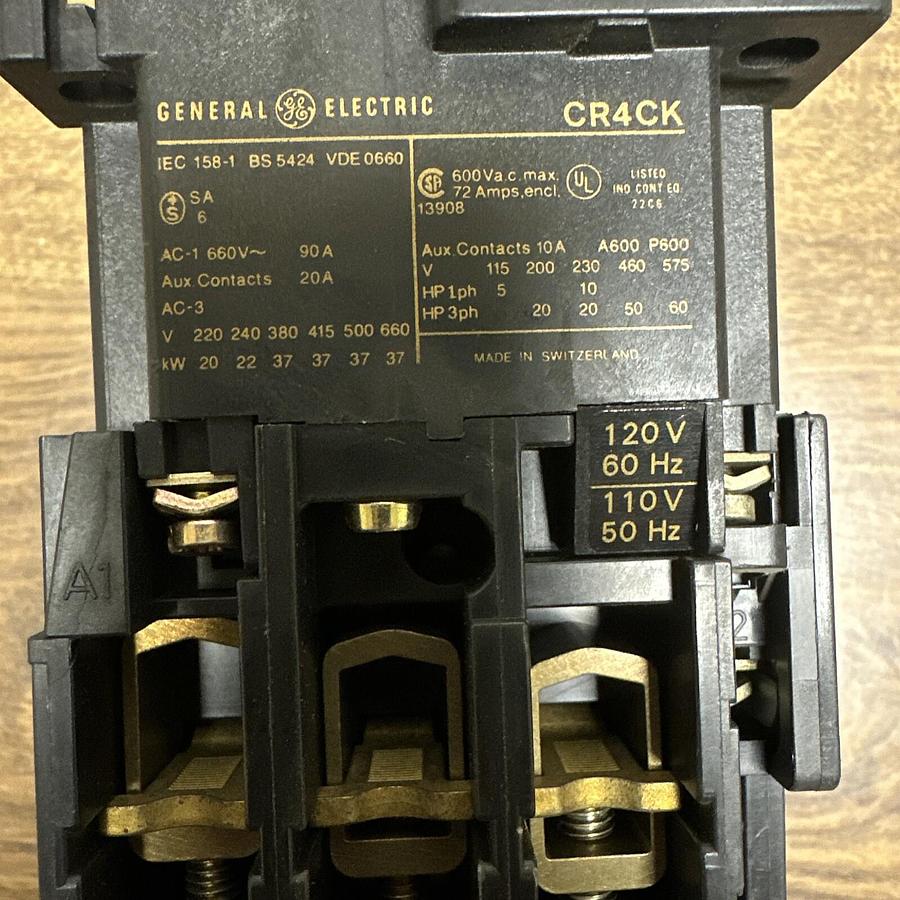 Used GE,CR4CH,Contactor with AC Coil Voltage 120V 20 amp Aux Contact
