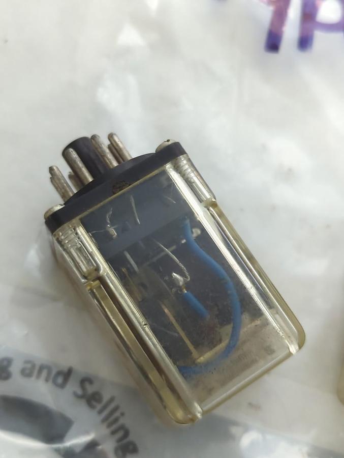 Used WESTON,1074-6,PLUG IN RELAY 8-PIN 6V LOT OF 3 PRE-OWNED