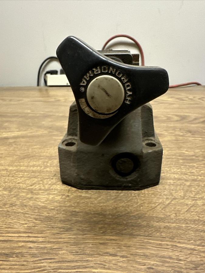 Used Rexroth,DR20-1-31/315Y/5,Hydraulic Relief Valve