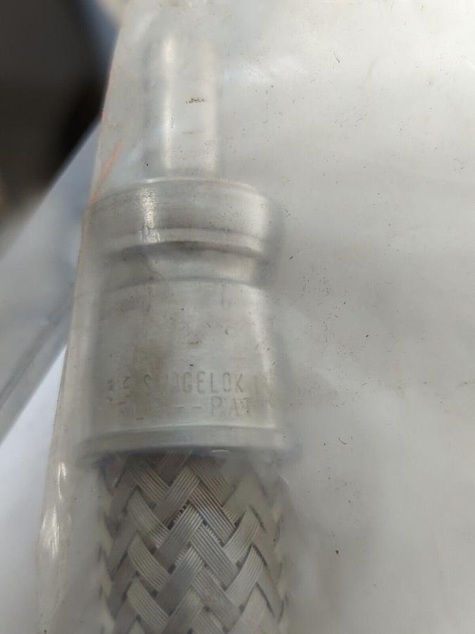 SWAGELOK,SS-FL8TM10TM10-30,30 INCH CONVULTED TUBE SS-BRAID NEW