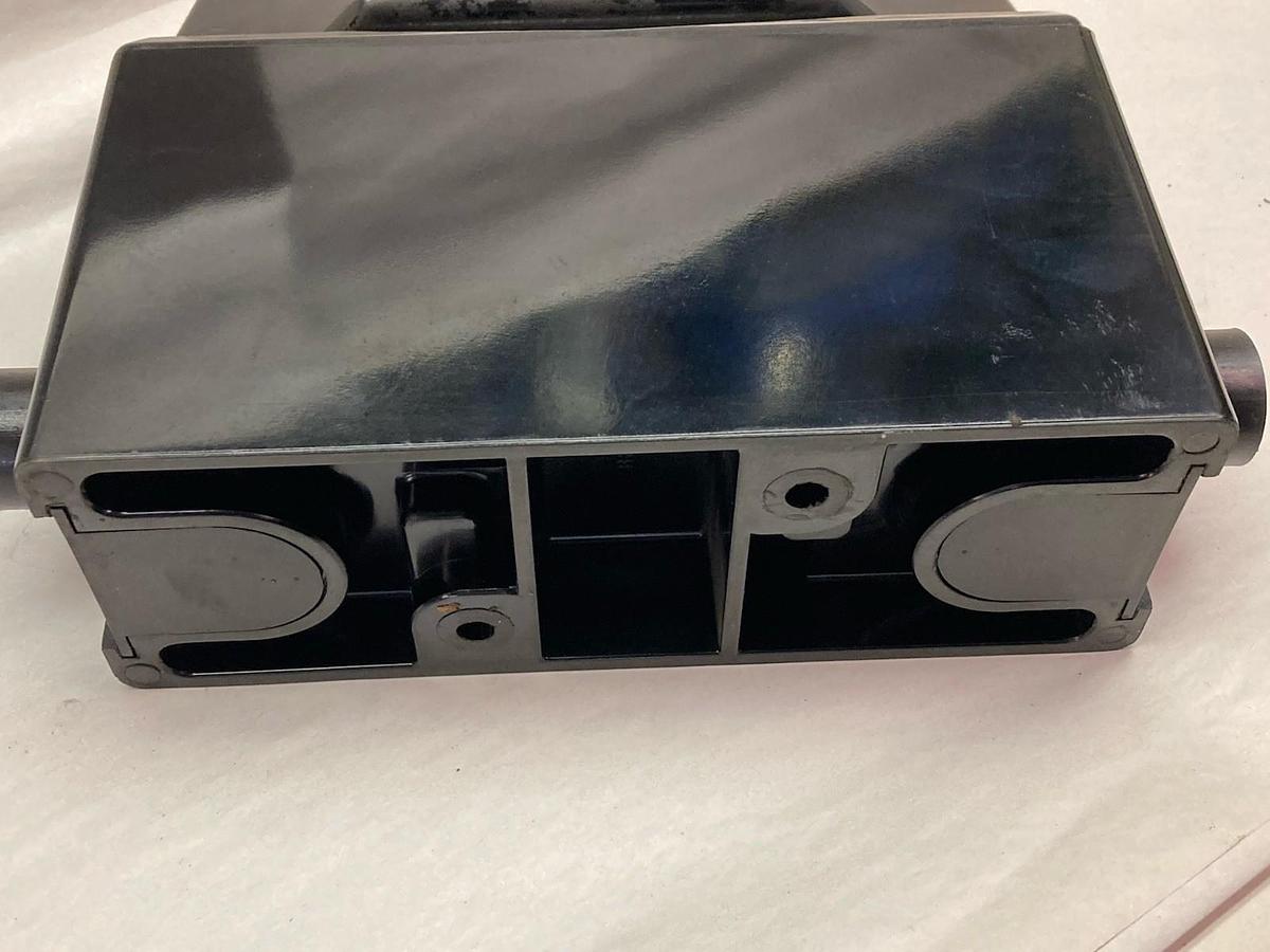 Used Cooper Bussmann,200 DF,Fuse Holder 200A 600V