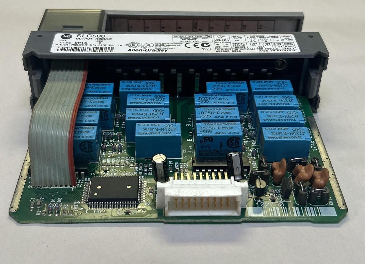 Used ALLEN BRADLEY,1746-OW16,SLC500 OUTPUT MODULE