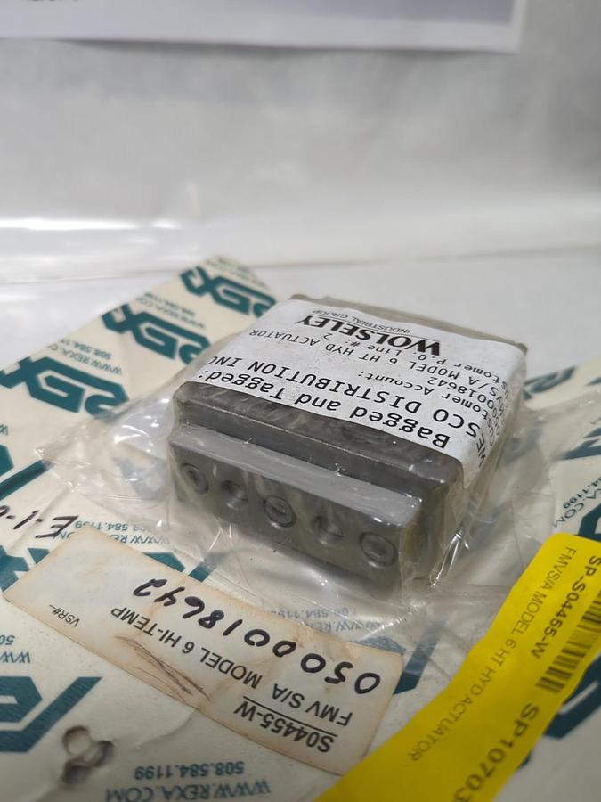 Used REXA,SP-S04455-W,6HT HYD ACTUATOR NEW SEALED