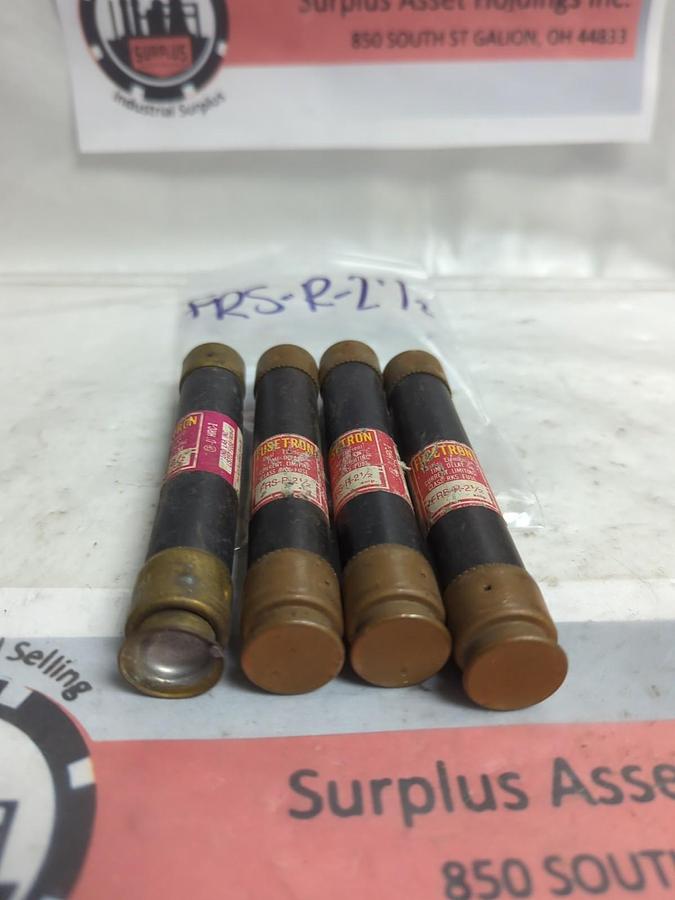 Used COOPER BUSSMANN,FRS-R-2-1/2,FUSETRON 2-1/2 AMP FUSE LOT OF 4 PRE-OWNED