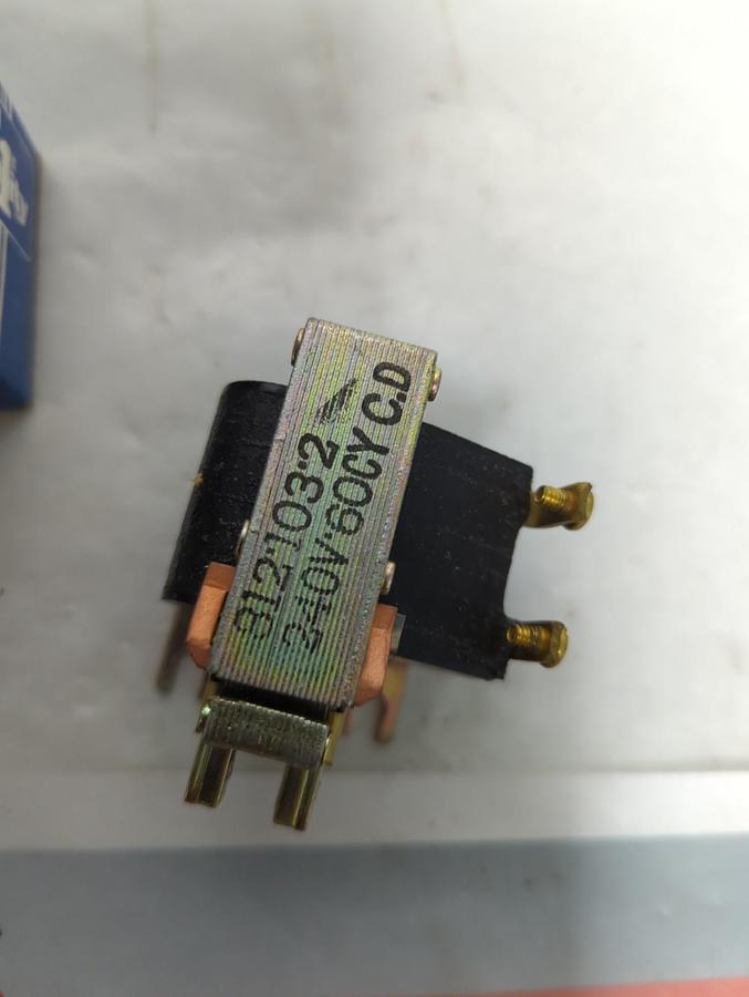 EATON,812 103 2,TRANSFORMER 240V 60CY NOS