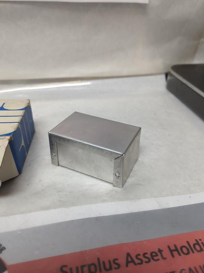 BUD,CU-3001-A,COMBO SNAP OR SCREW TYPE MINIBOX 3-14LX2-1/8WX1-5/8H INCHES NOS