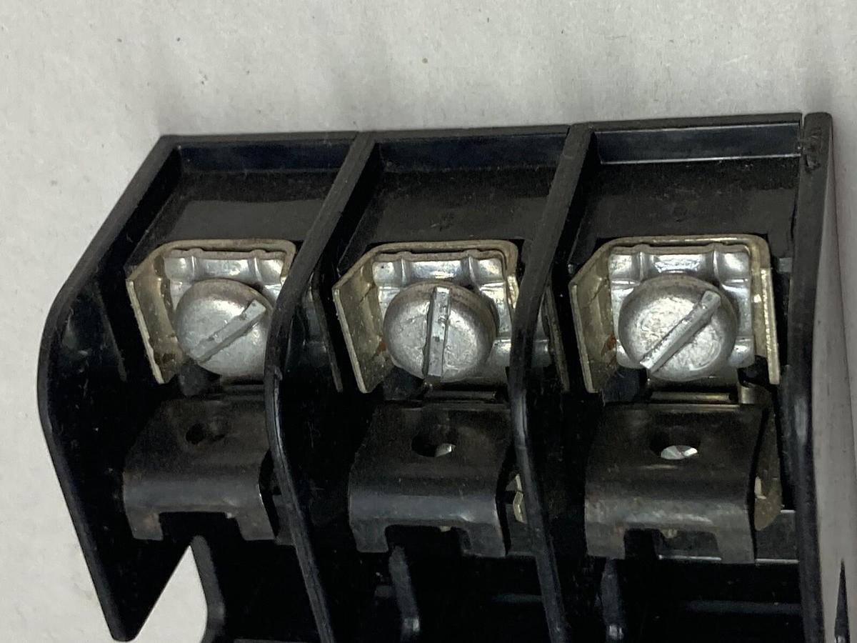 Used Gould,30323R,Fuseholder 600V 30A