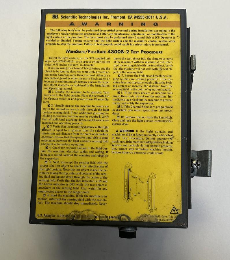 Used SCIENTIFIC TECHNOLOGIES,MS43B2,LIGHT CURTAIN CONTROLLER