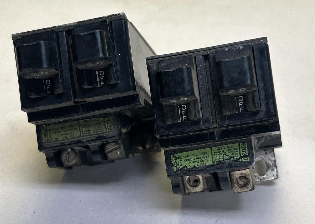 Used BULLDOG ELECTRIC,P2020,PUSHMATIC CIRCUIT BREAKER 20A 120V 2P LOT OF 2