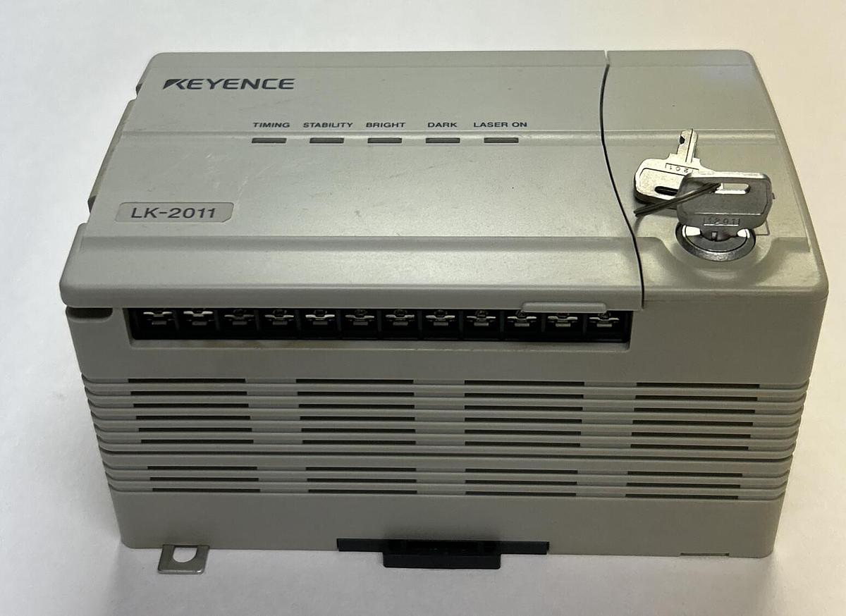 Used KEYENCE,LK-2011,LASER DISPLACEMENT SENSOR CONTROLLER