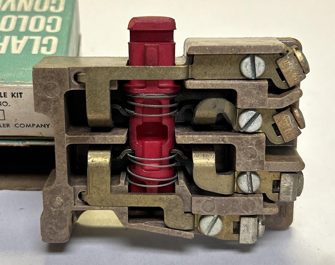 CLARK,KPMA-1,RELAY LOT OF 2 NOS