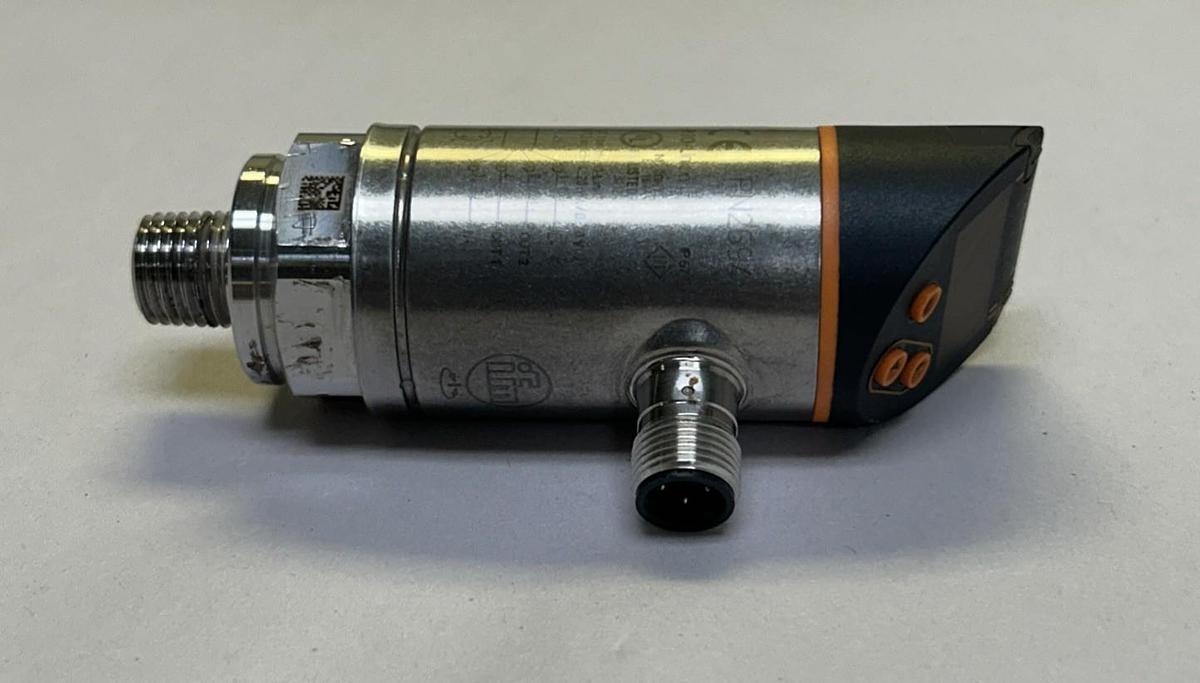 Used EFECTOR IFM,PN2694,PRESSURE SENSOR