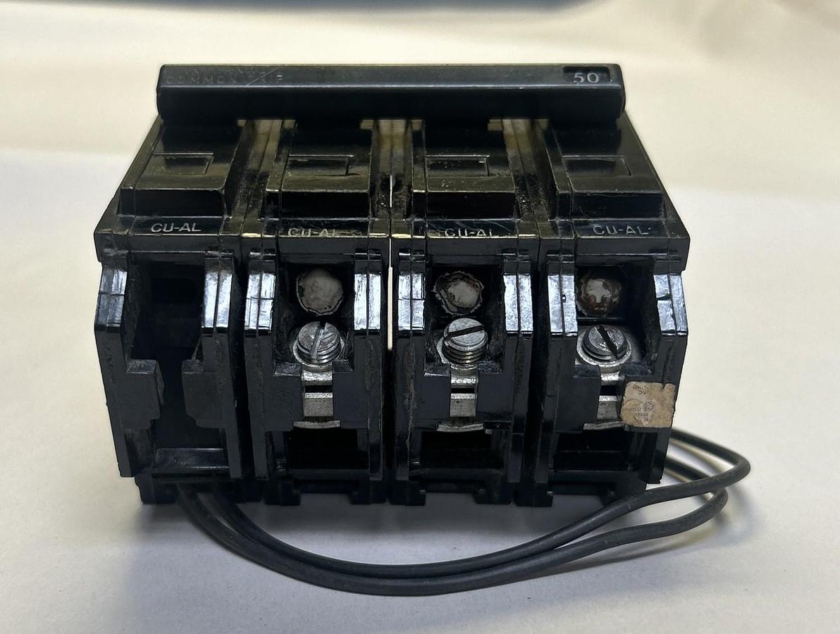 Used GENERAL ELECTRIC,TQST1,CIRCUIT BREAKER 50A 120/240V 3P