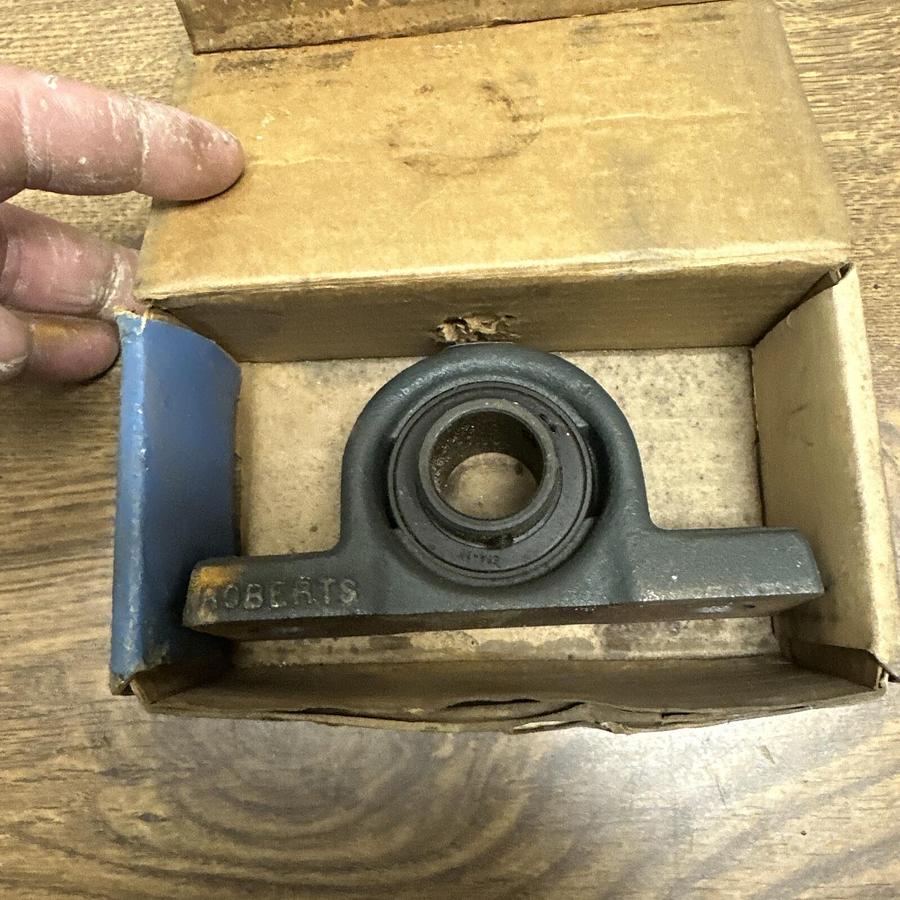 Roberts,EBA-16,Pillow Block Bearing