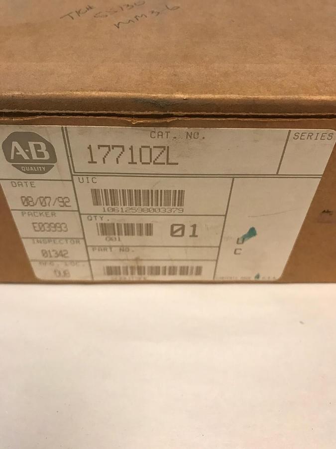 Allen Bradley,1771OZL,Output Module NOS