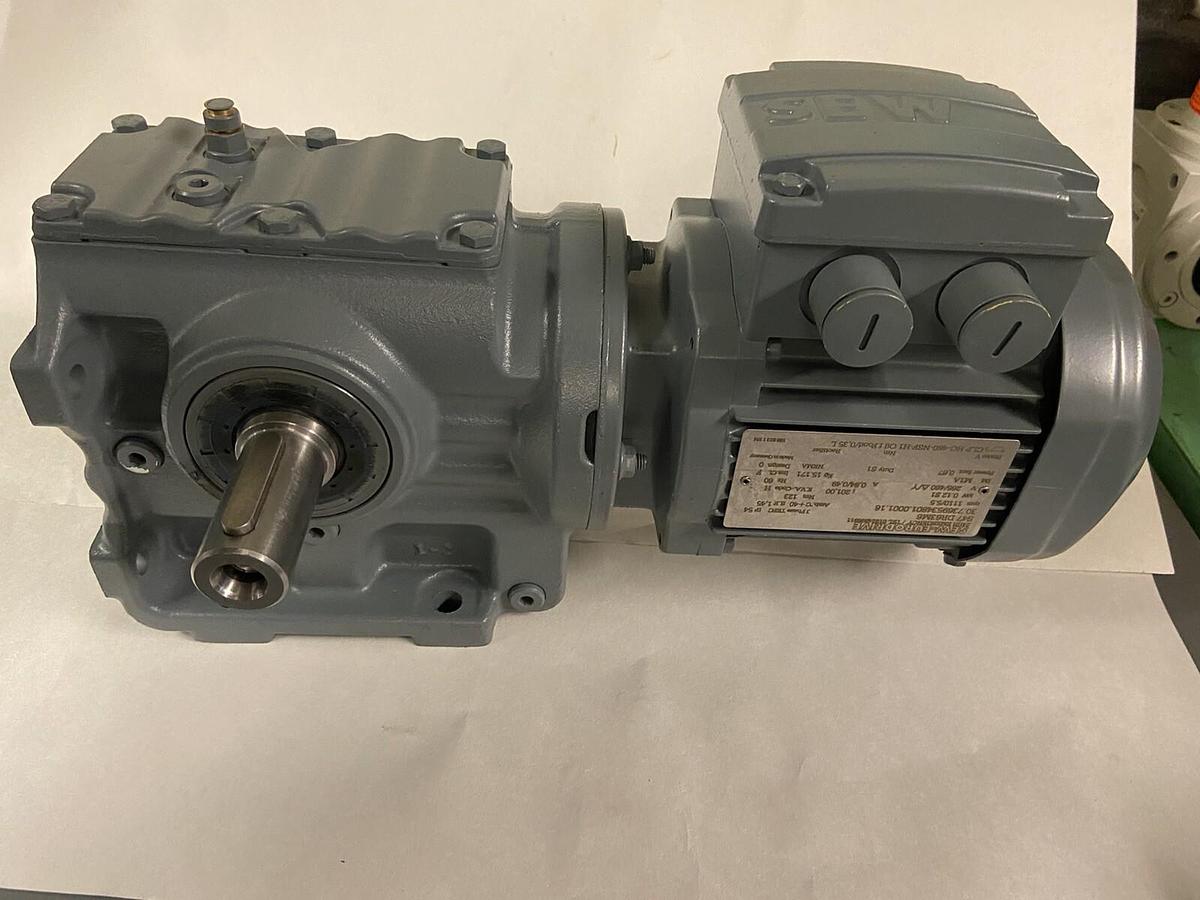 SEW Eurodrive,S47-DR63M6,Gearmotor Ratio 201 1110/5.5RPM .12kW