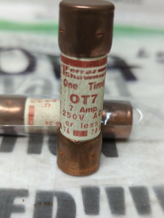 FERRAZ SHAWMUT,OT7,ONE-TIME FUSE LOT OF 2 NOS