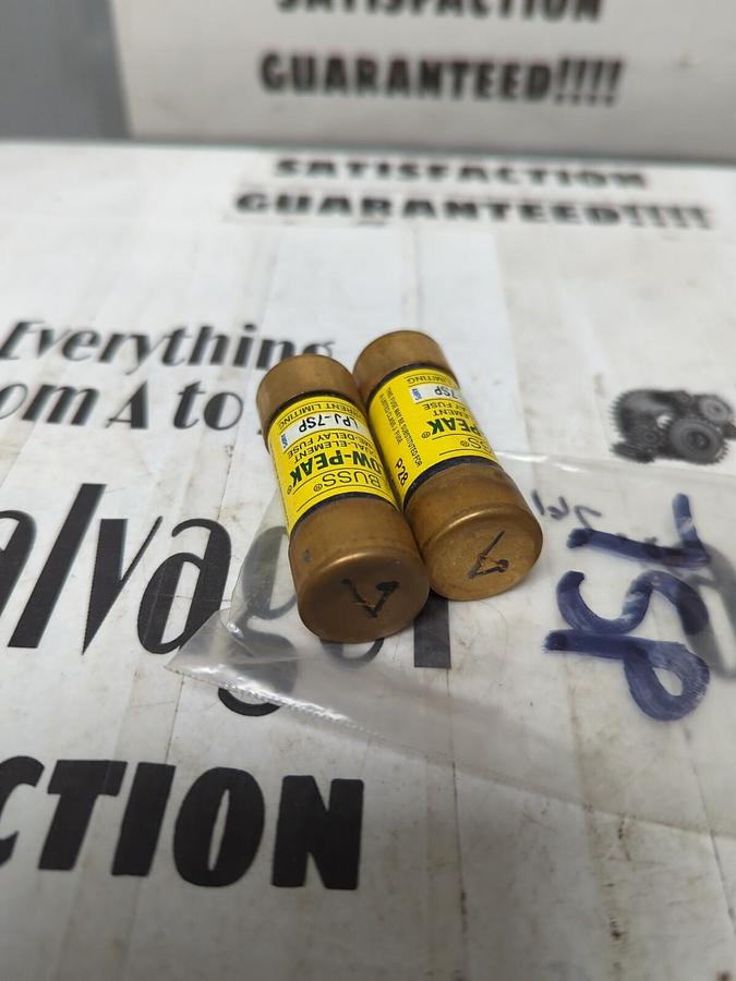 COOPER BUSSMANN,LPJ 7SP,LOW-PEAK 7 AMP FUSES LOT OF 2 NOS
