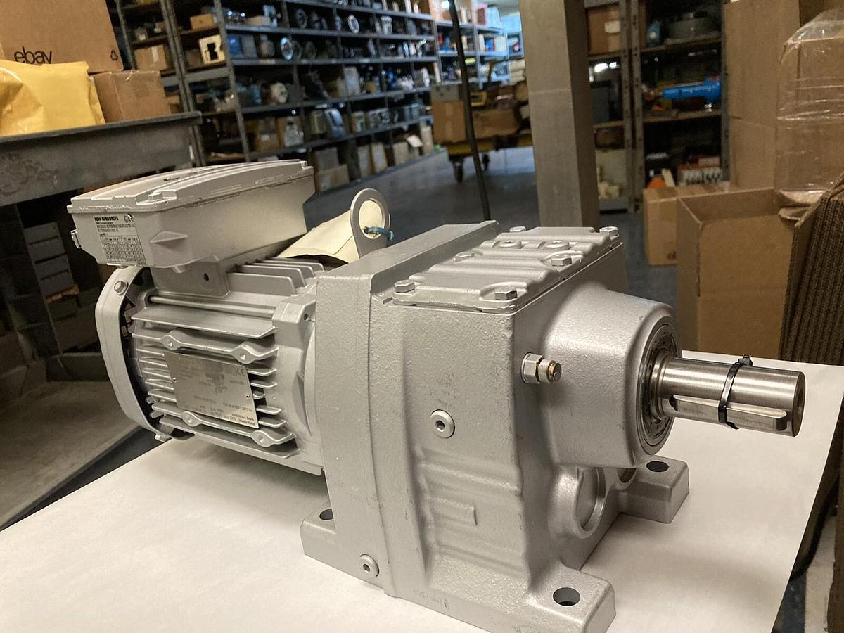 Sew-Eurodrive,R47/II2GD,Gearmotor 1735/47 RPM 266/460V