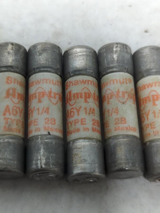 Used GOULD SHAWMUT,A6Y-1/4,AMP-TRAP 1/4 AMP FUSE LOT OF 8 PRE-OWNED
