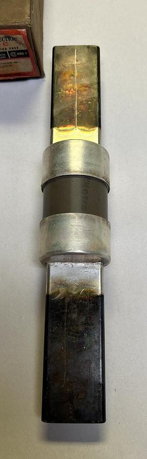 Used ENGLISH ELECTRIC,C250HR,FUSE 250A 600V NOS