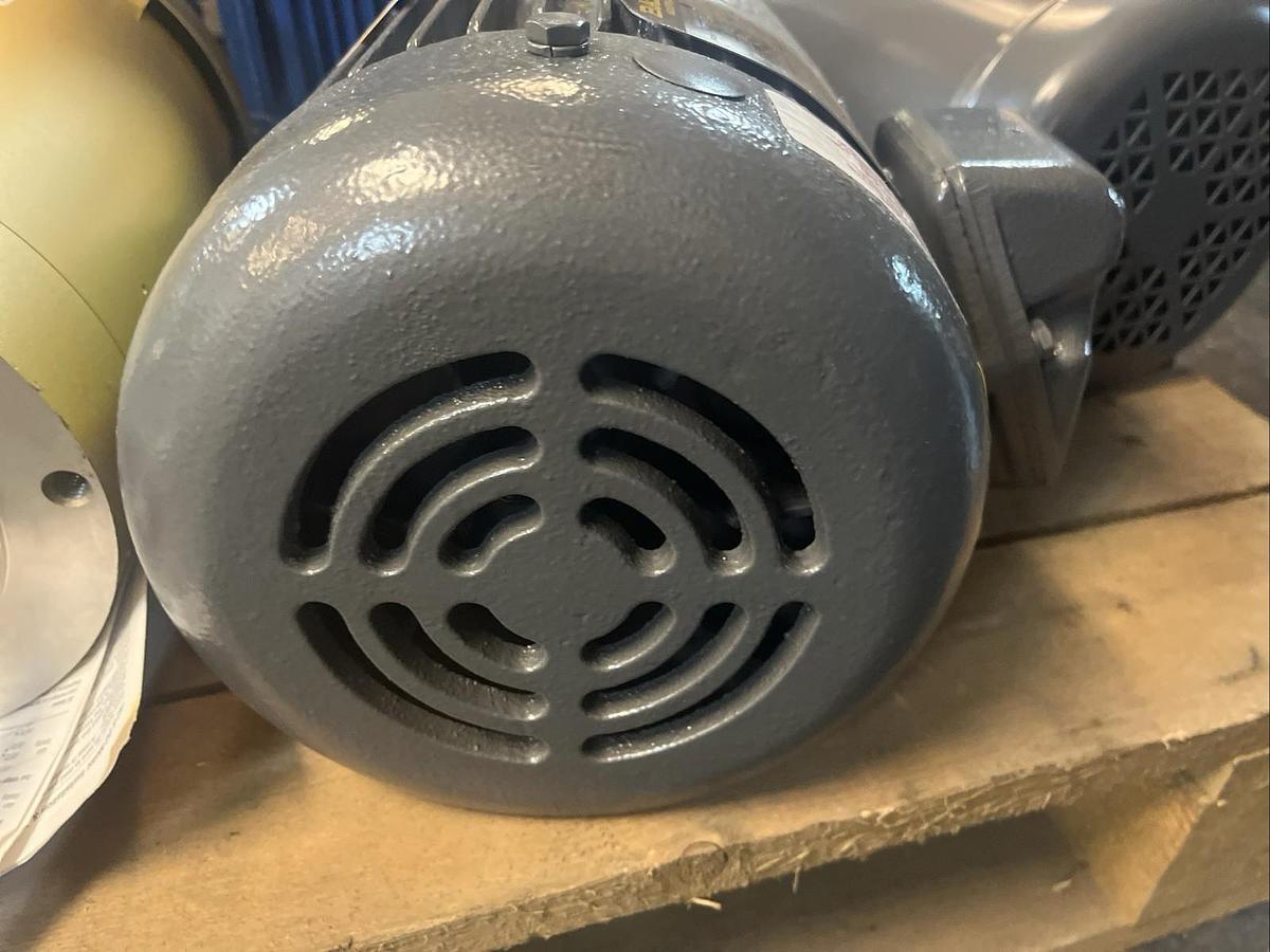 BALDOR,CP3532T,CHEMICAL PROCESSING MOTOR 1HP 208-230/460V 3PH 1140RPM 145T