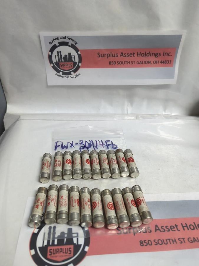 Used COOPER BUSSMANN,FWX30A14Fb,FUSE 30 AMP FUSE LOT OF 20 PRE-OWNED